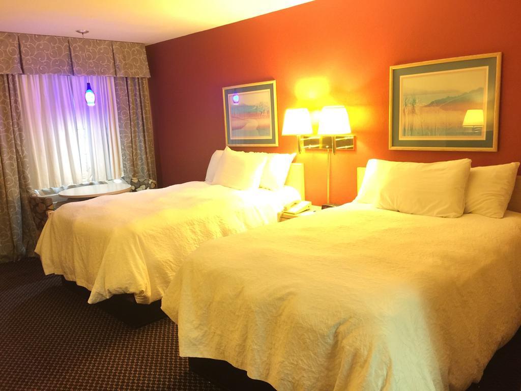 Americas Best Value Inn - Garden City Exterior photo